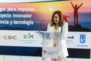 Amaya Mendikoetxea, rectora de la UAM, durante la presentación de Marta del Castillo como nueva directora general de la FPCM.