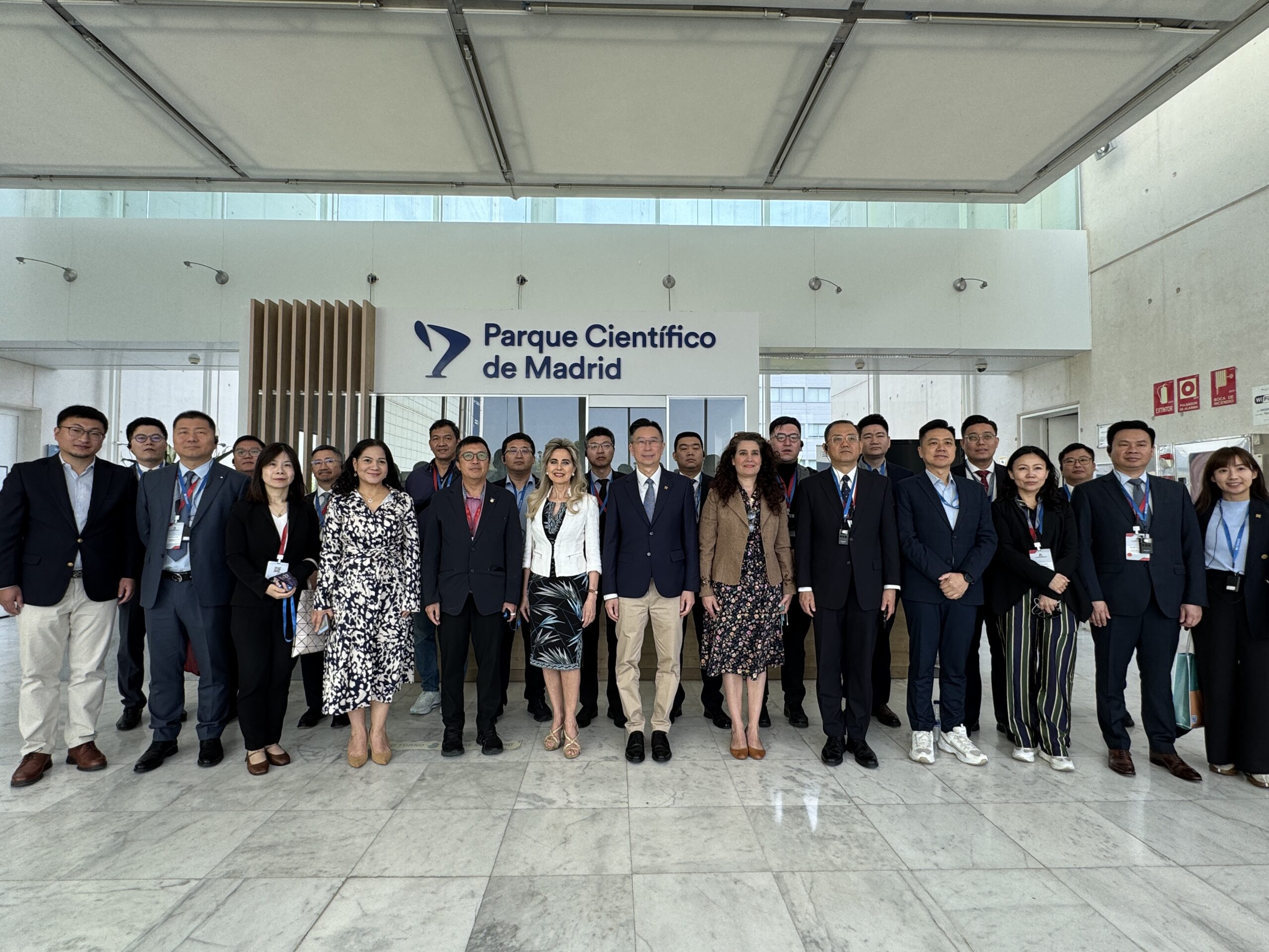 foto grupo delegación China