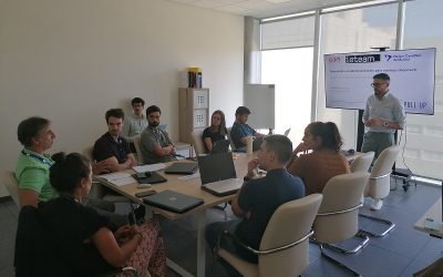 Instante de uno de los talleres de industrialización de CaTaPull UP 2026