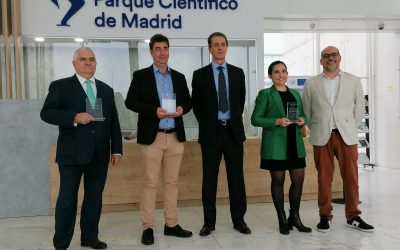 Galardonados en los I Premios Health to Market con el director financiero de la FPCM y el representante de EIT Health Spain.